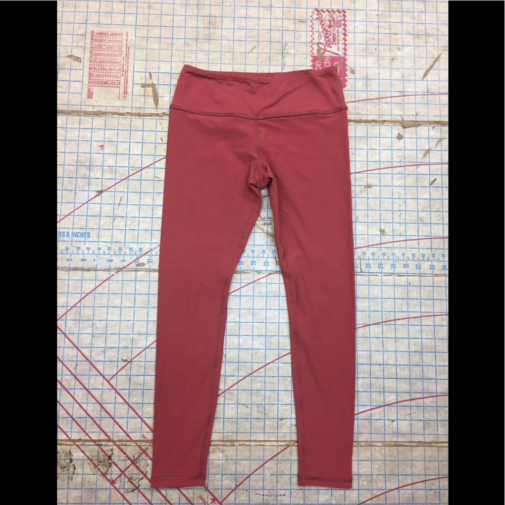 Glyder Terra-cotta leggings size small